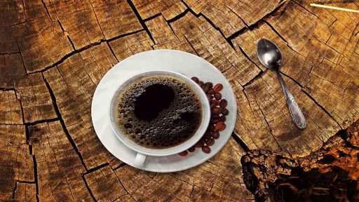 ¿Cómo y cuánta cafeína ingerir para mejorar en carrera?